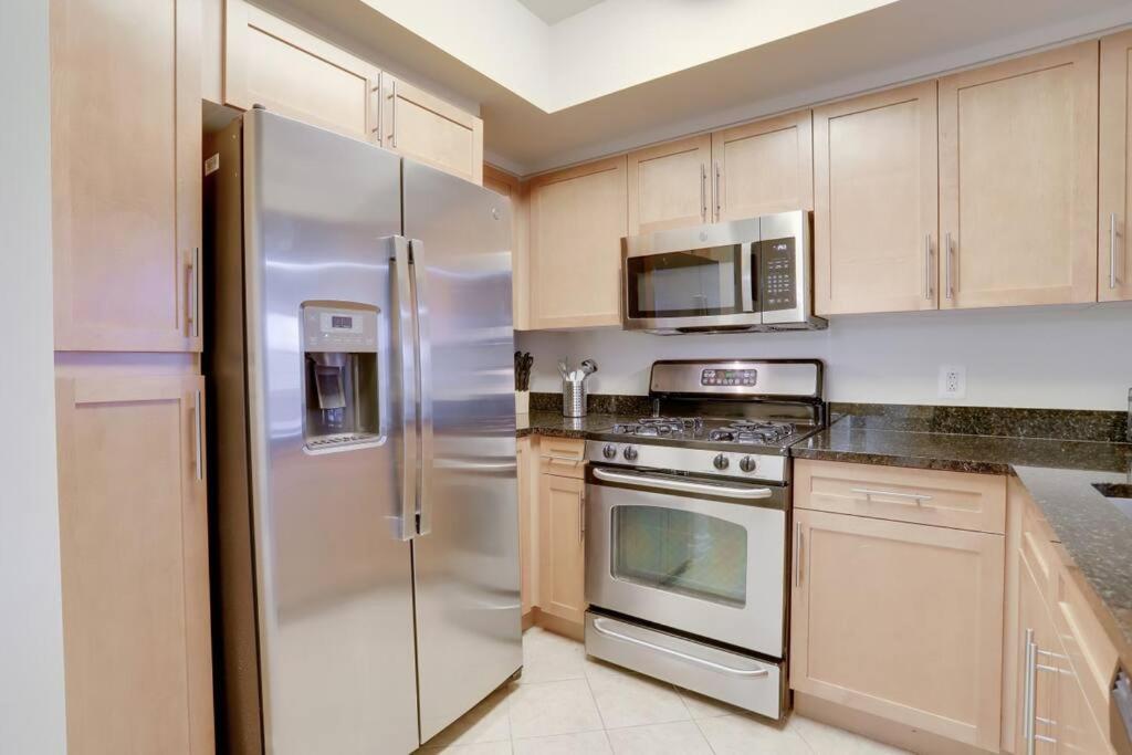 Pentagon City Comfort Modern Stay Arlington Eksteriør billede
