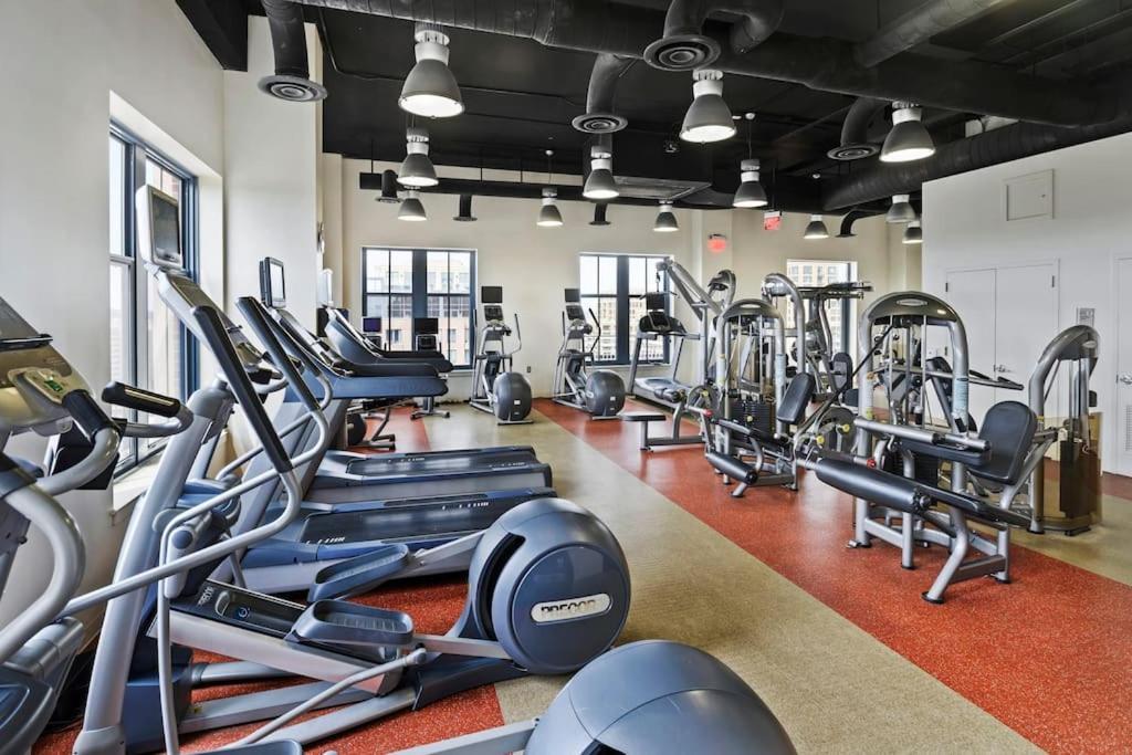 Pentagon City Comfort Modern Stay Arlington Eksteriør billede