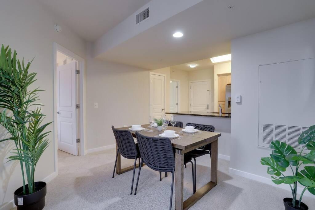 Pentagon City Comfort Modern Stay Arlington Eksteriør billede