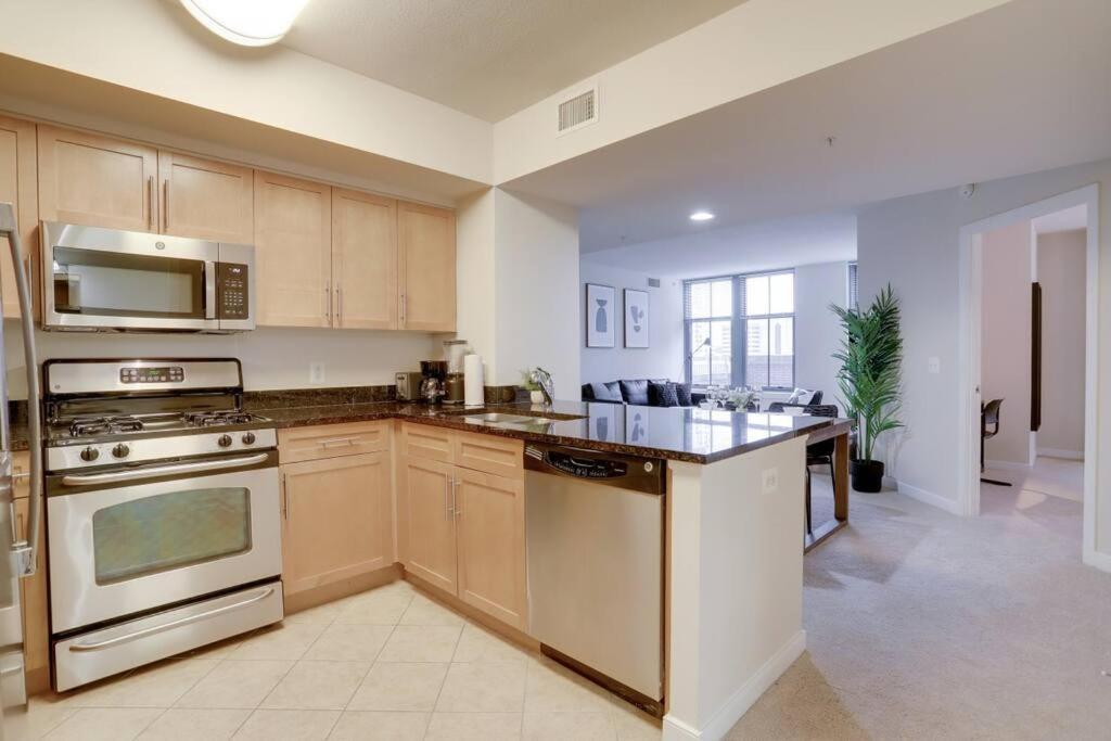 Pentagon City Comfort Modern Stay Arlington Eksteriør billede