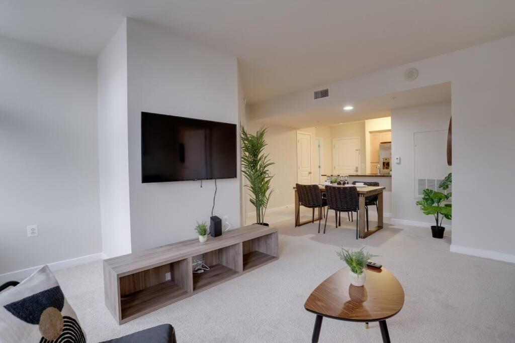 Pentagon City Comfort Modern Stay Arlington Eksteriør billede